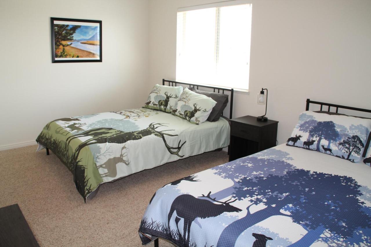 3 Queen Beds, 1 Twin Bed, 2 Rooms, 1 And A Half Bath, Self Check-In, Flexcation Equipped Idaho Falls Exterior foto