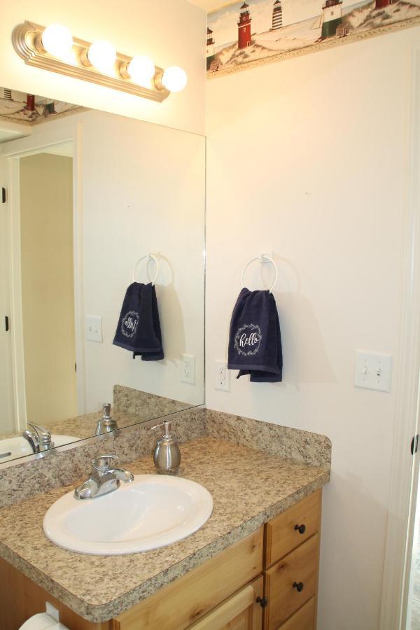 3 Queen Beds, 1 Twin Bed, 2 Rooms, 1 And A Half Bath, Self Check-In, Flexcation Equipped Idaho Falls Exterior foto